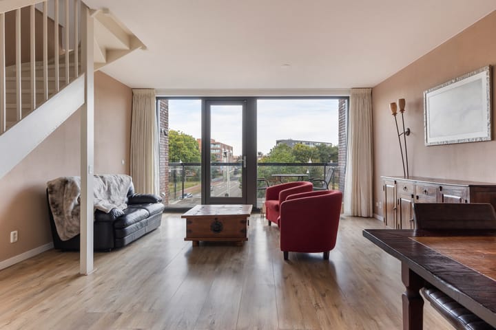 Foto 12 van Burgemeester Jhr. Quarles van Uffordlaan 301