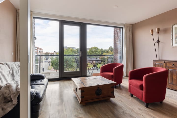 Foto 13 van Burgemeester Jhr. Quarles van Uffordlaan 301