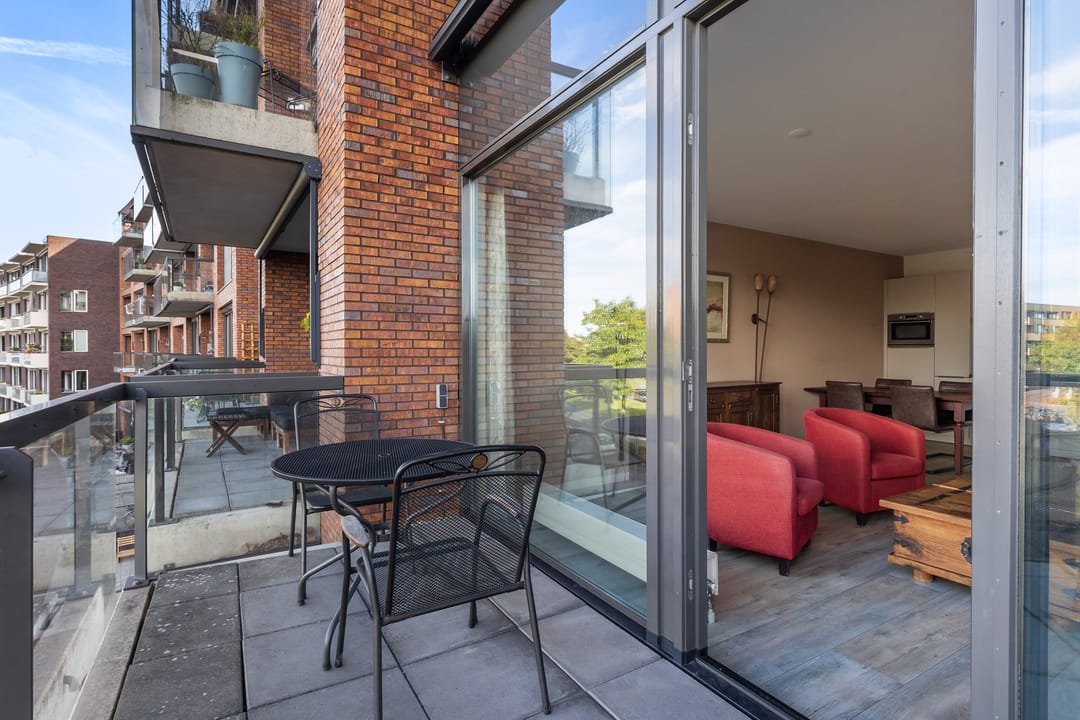 Photo 17 of Burgemeester Jhr. Quarles van Uffordlaan 301