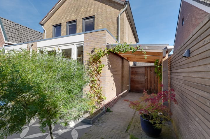 Foto 29 van Esstraat 58