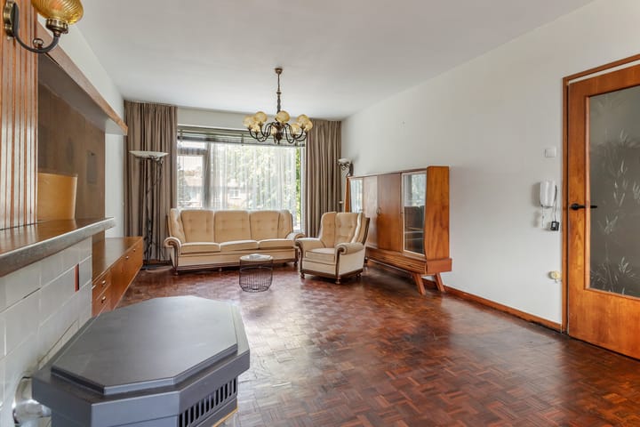 Photo 4 of Johan van Oldenbarneveltlaan 78