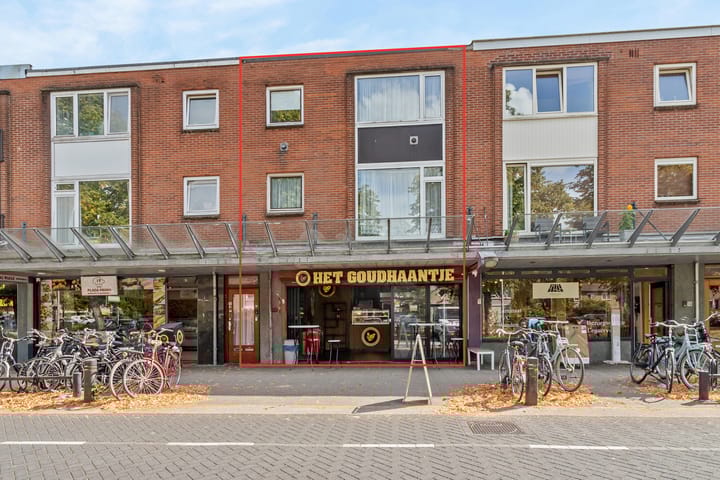 Photo 5 of Johan van Oldenbarneveltlaan 78