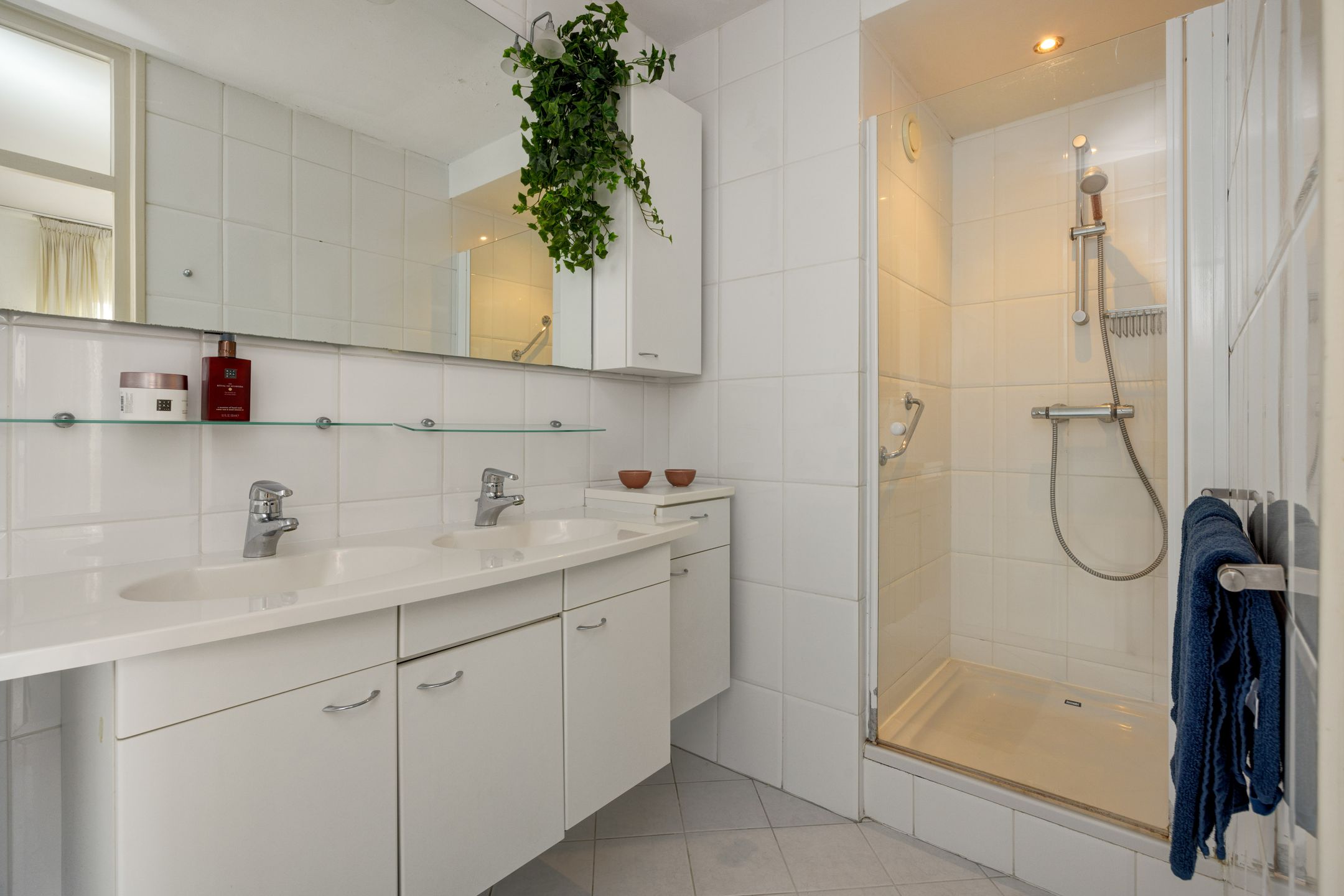 Foto 27 van Pettelaarseweg 205