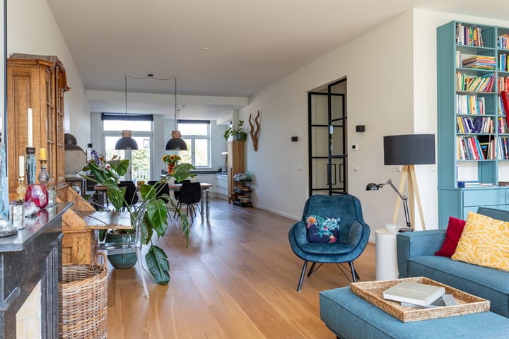 Photo 3 of Laan Copes van Cattenburch 50-B