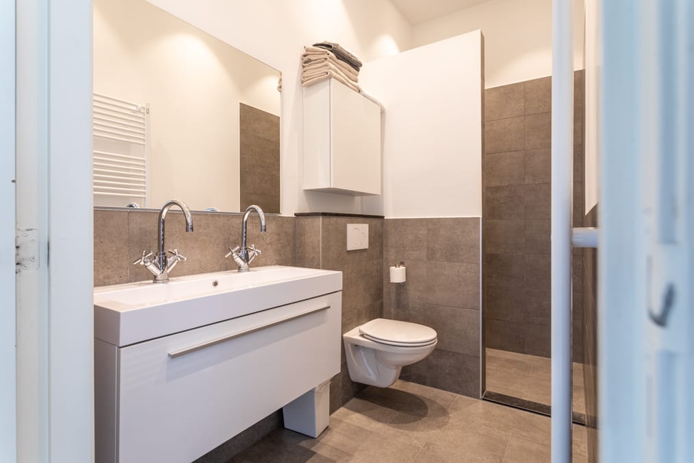 Photo 20 of Laan Copes van Cattenburch 50-B