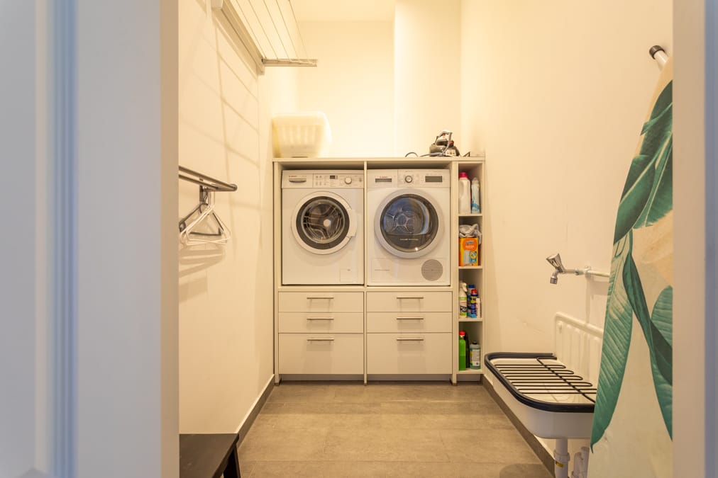 Photo 21 of Laan Copes van Cattenburch 50-B