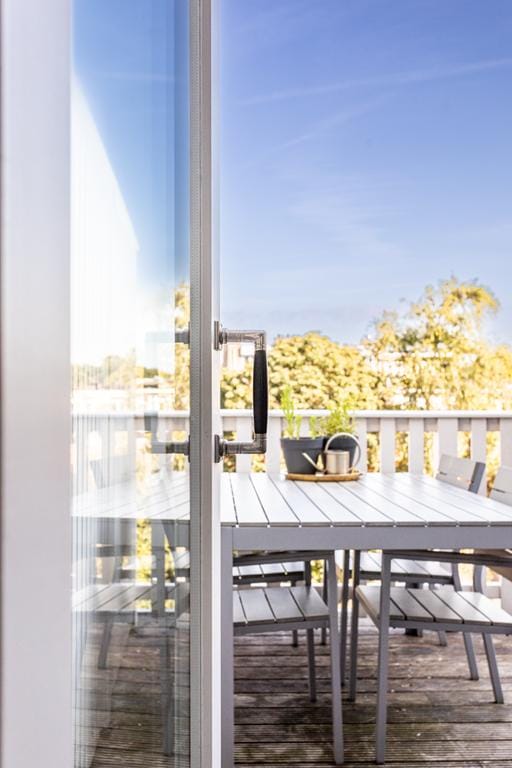 Photo 23 of Laan Copes van Cattenburch 50-B