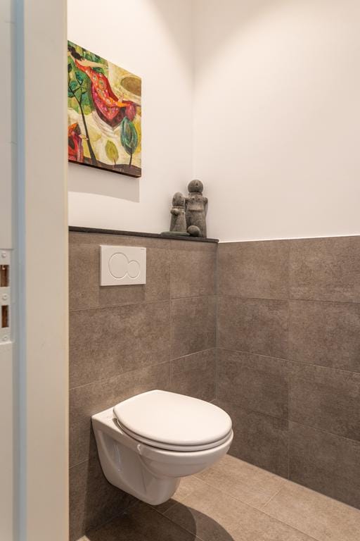 Photo 33 of Laan Copes van Cattenburch 50-B