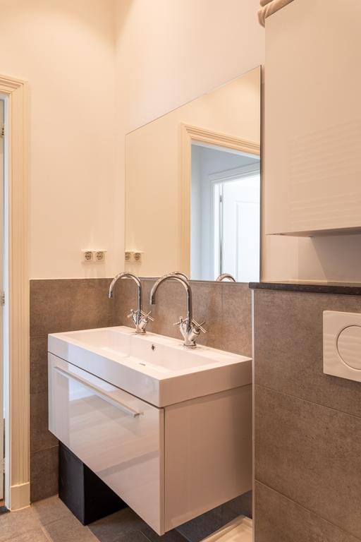 Photo 51 of Laan Copes van Cattenburch 50-B