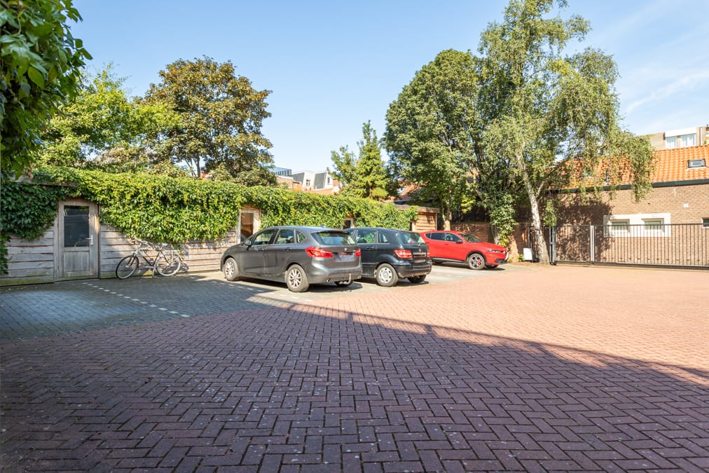 Photo 59 of Laan Copes van Cattenburch 50-B