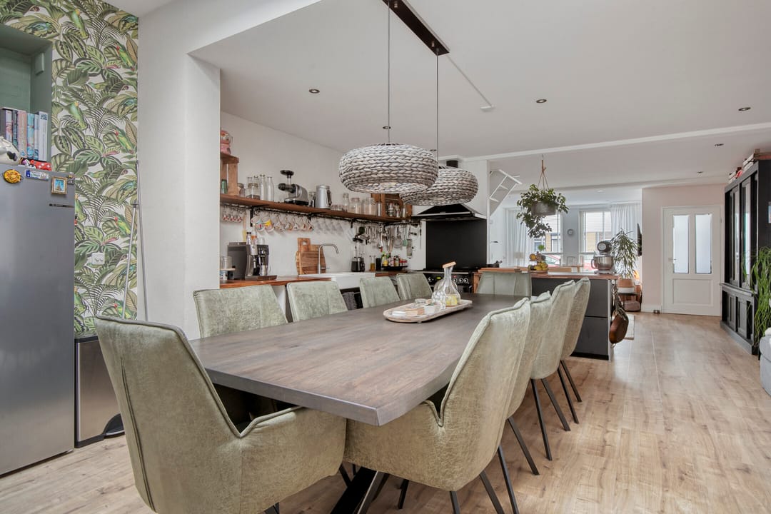 Photo 11 of Voorstraat 44