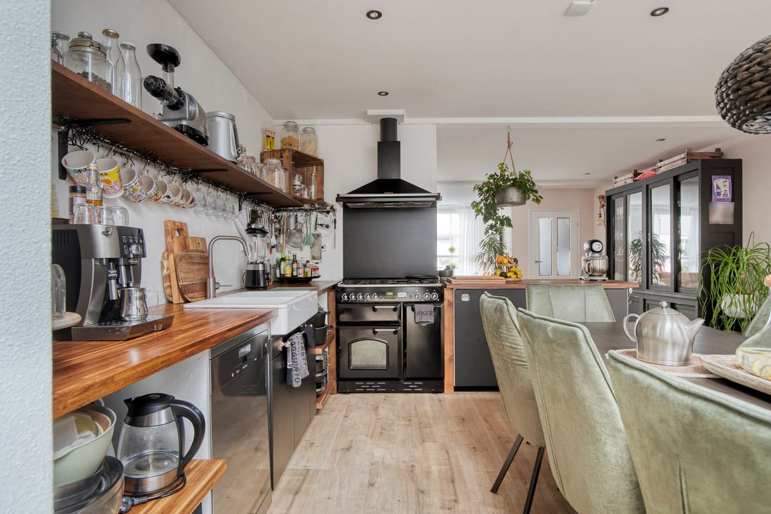 Photo 13 of Voorstraat 44