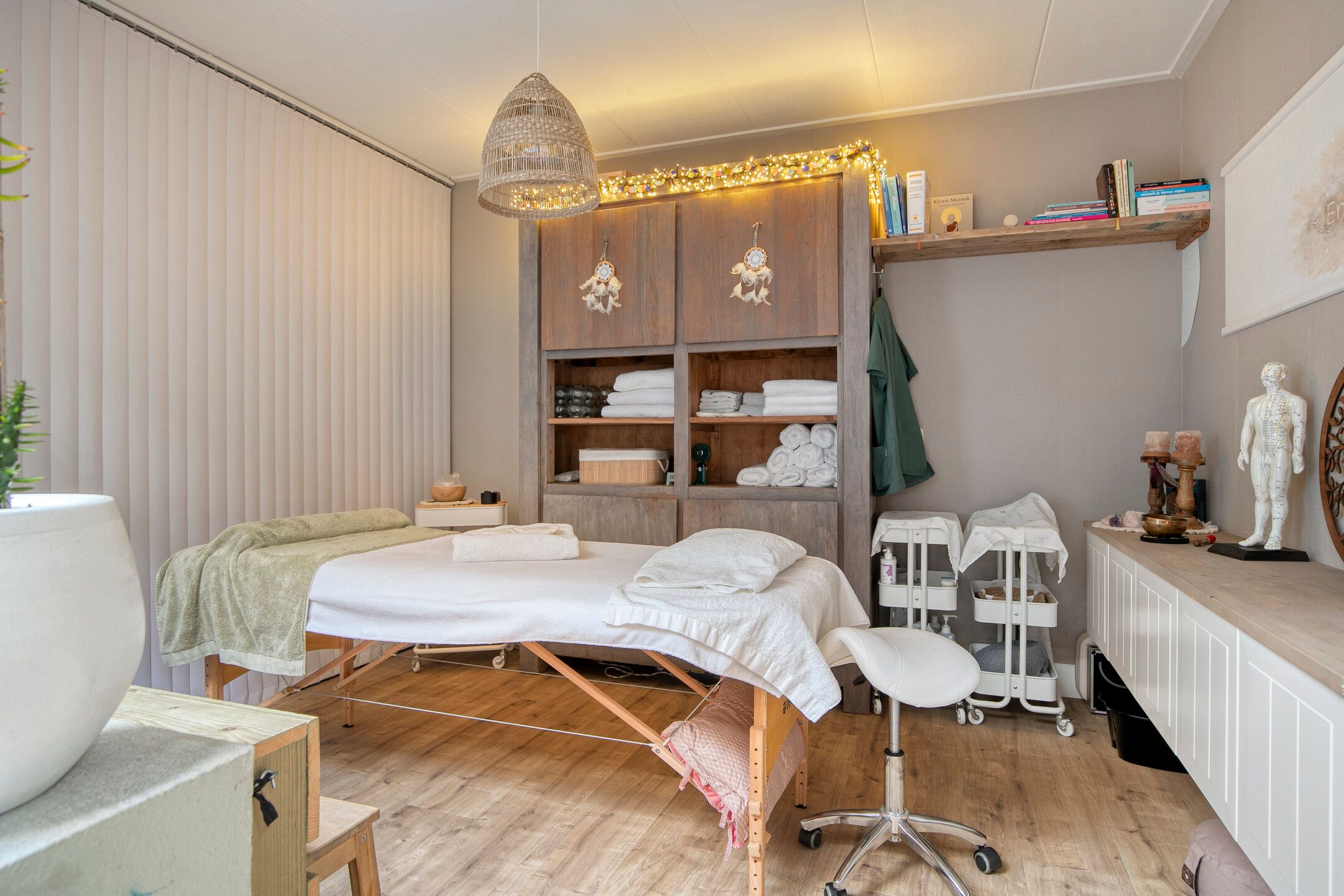 Photo 15 of Voorstraat 44