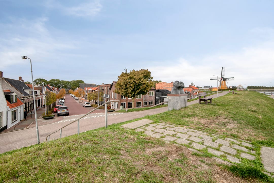 Photo 41 of Voorstraat 44