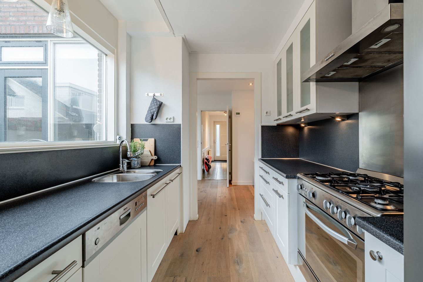 Foto 20 van Oranje Nassaustraat 71