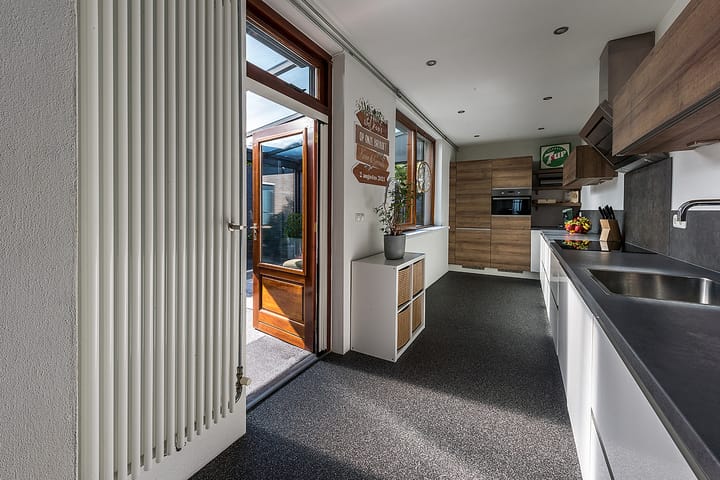 Foto 11 van Strijthagenweg 126