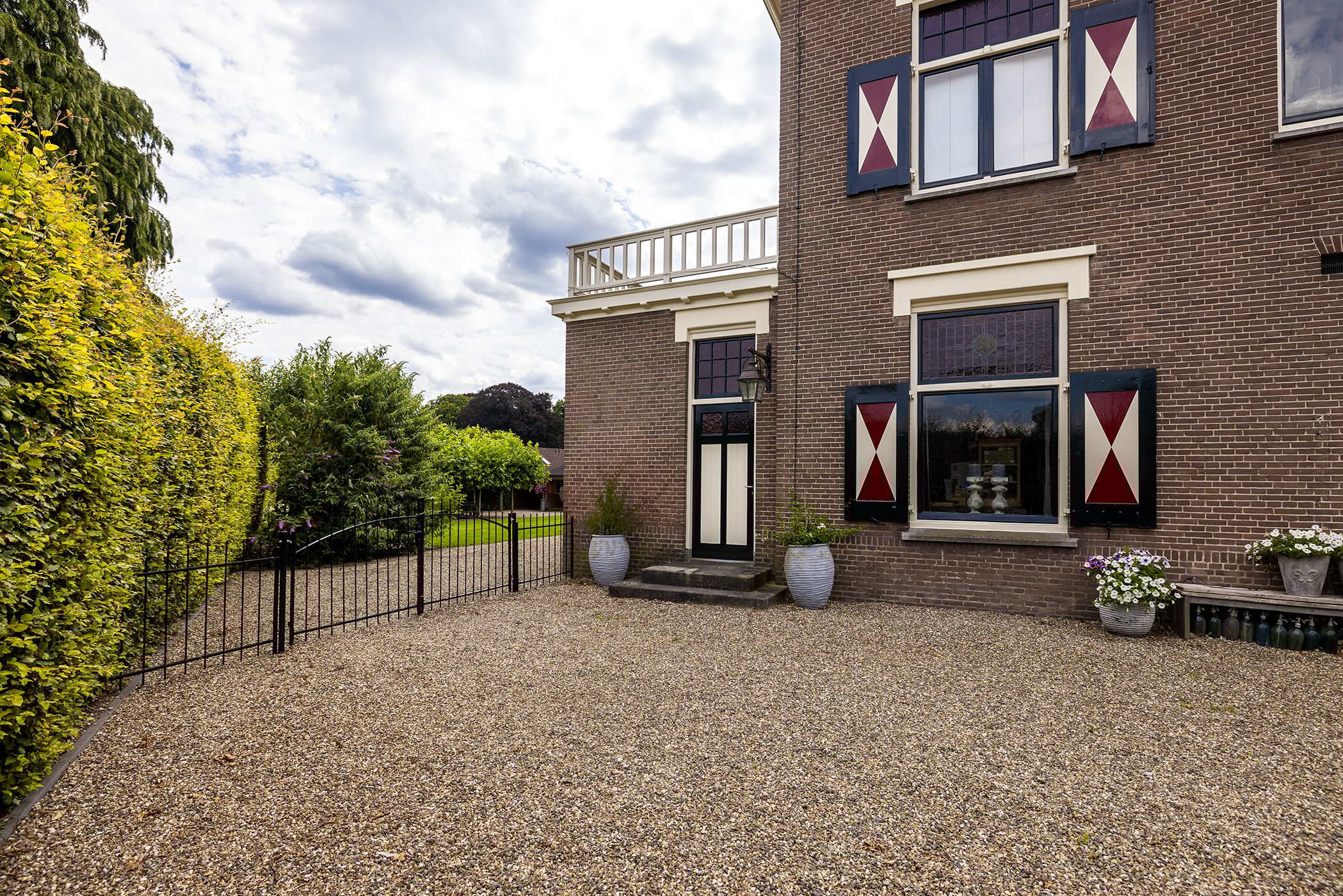 Foto 75 van Rijksstraatweg 69