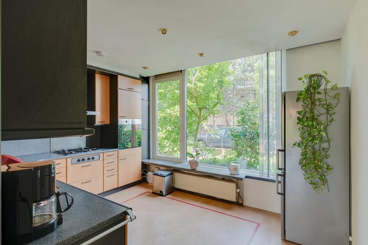 Photo 4 of Piet Heinstraat 29