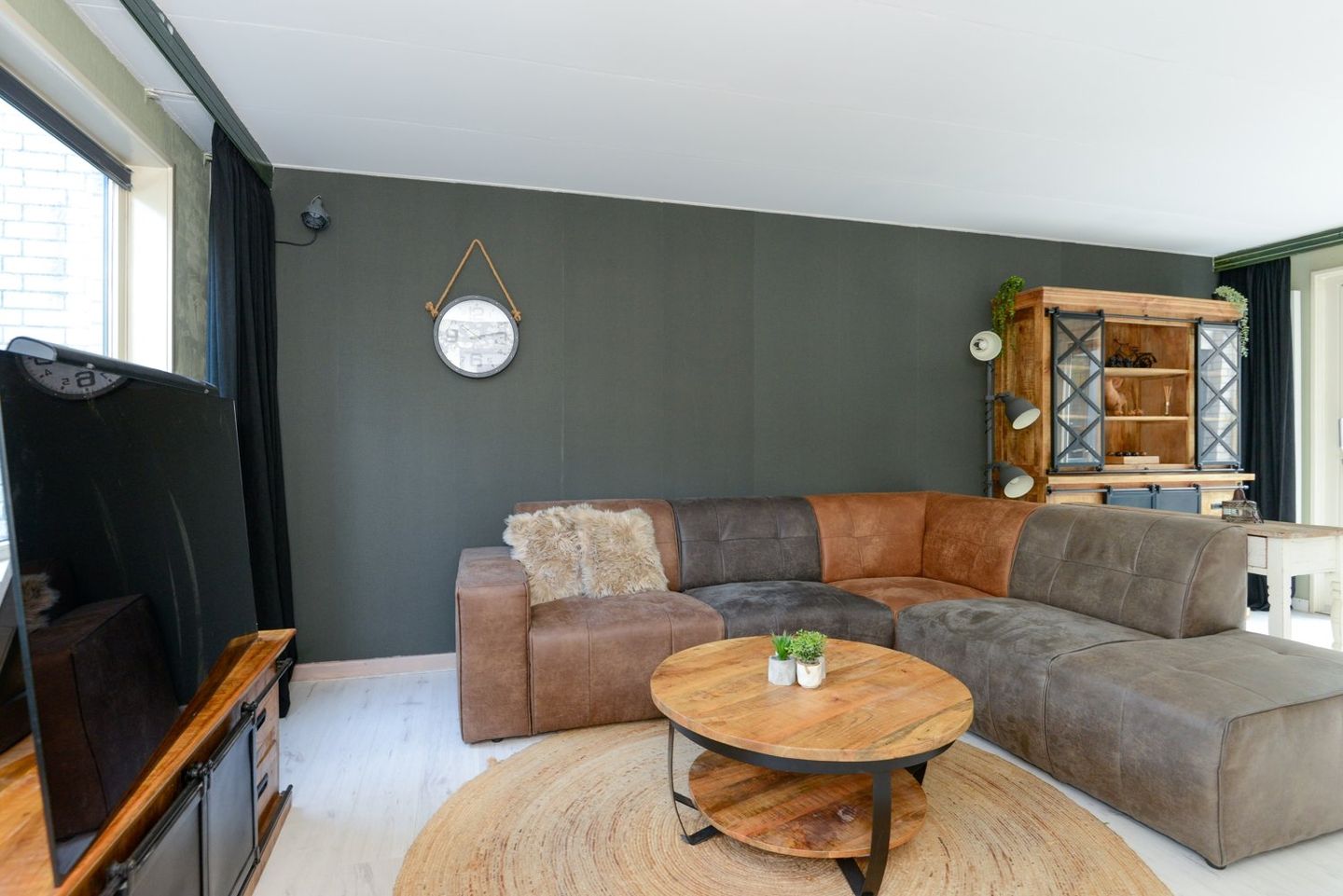 Foto 10 van Voergang 51