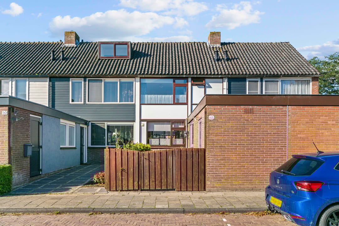 Photo 2 of Waterhoenstraat 48