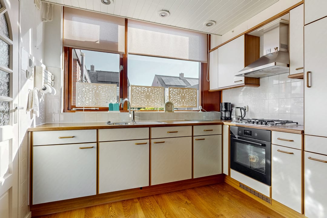 Photo 11 of Waterhoenstraat 48