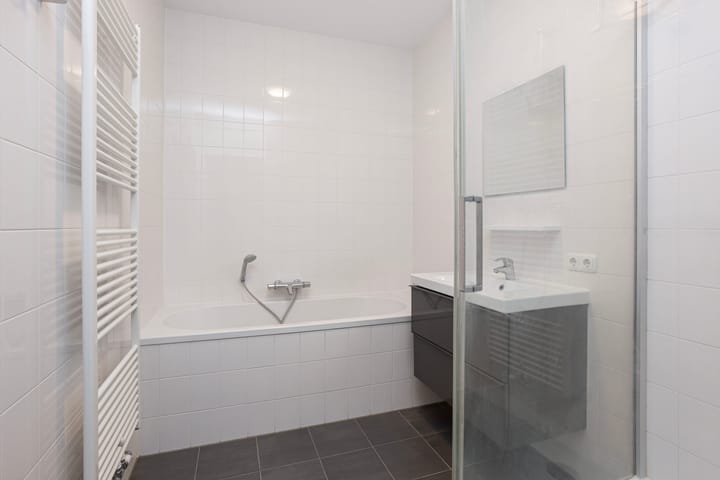 Photo 24 of Proostwetering 124