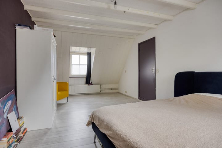 Photo 20 of Oranjestraat 40-C