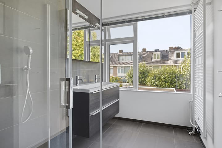 Foto 20 van Planetenbaan 154