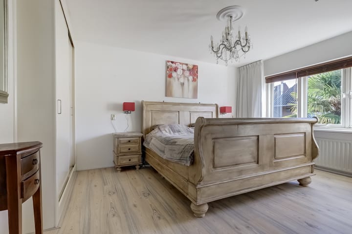 Photo 10 of Piet Heinlaan 2