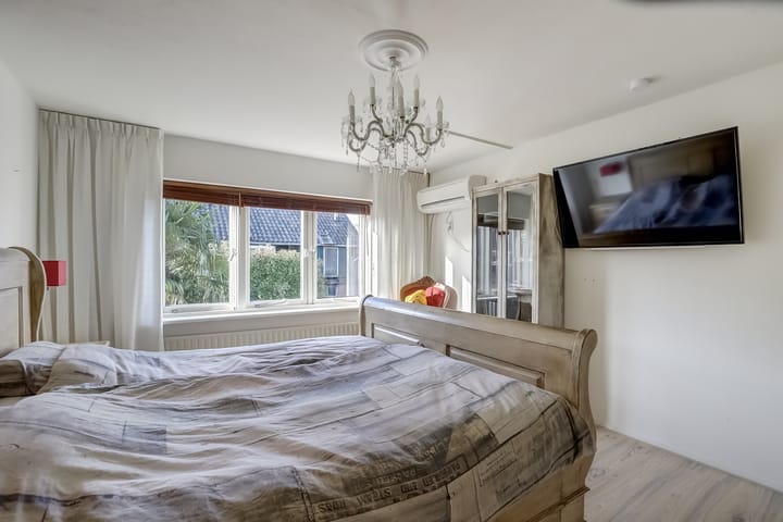 Photo 11 of Piet Heinlaan 2