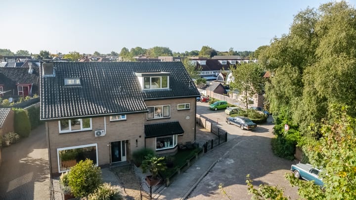 Photo 34 of Piet Heinlaan 2