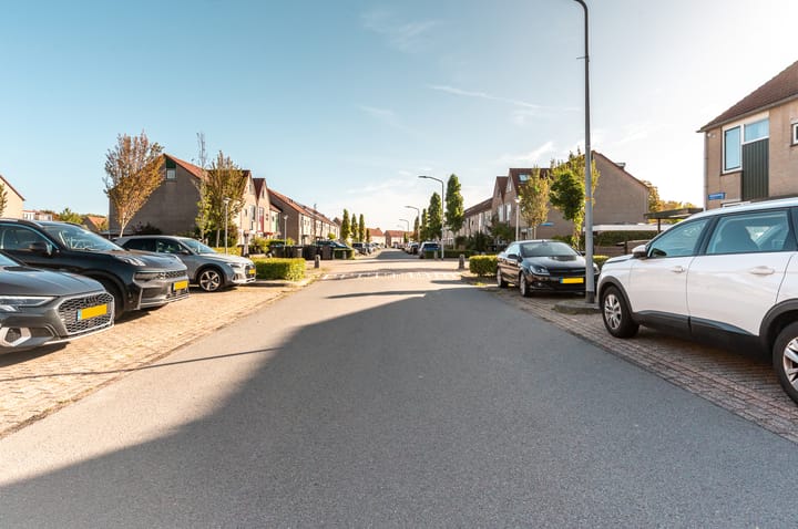 Foto 33 van Gipskruidweg 186