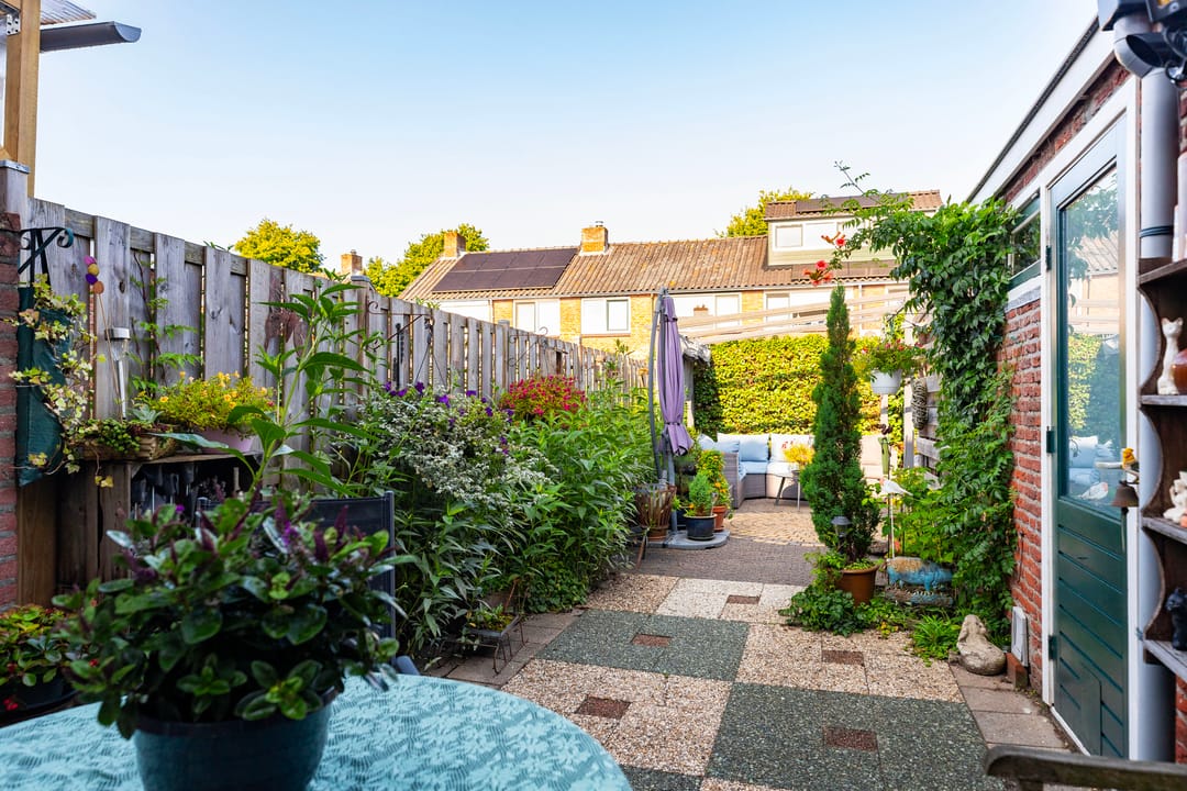 Foto 7 van J.D. van der Waalsstraat 29