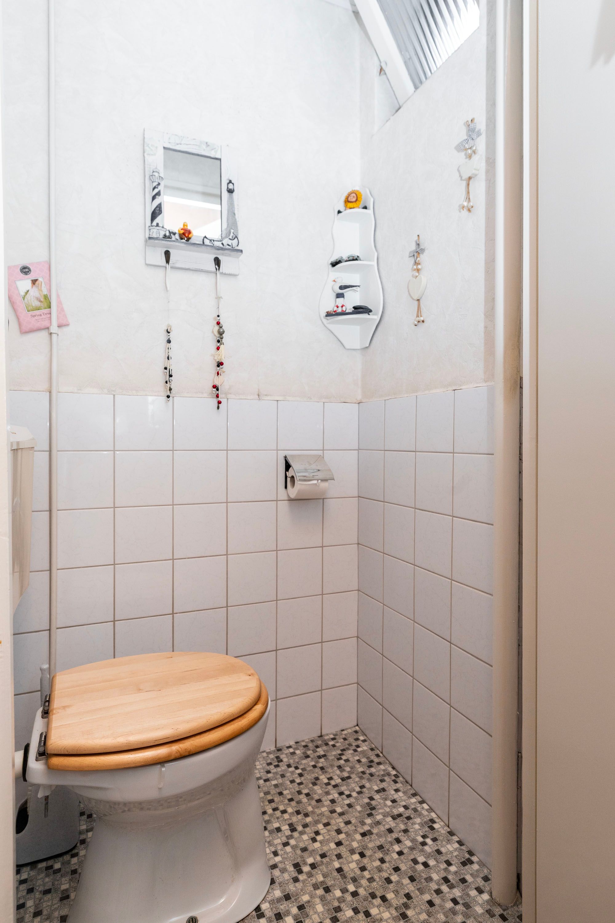 Foto 9 van J.D. van der Waalsstraat 29