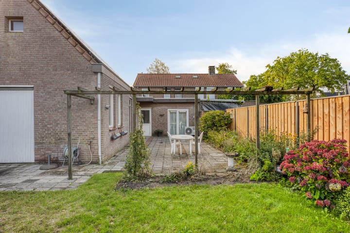 Foto 32 van Hoevensestraat 26