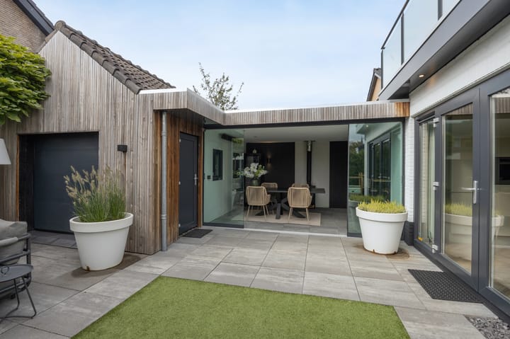 Foto 44 van Spoorlaan 11