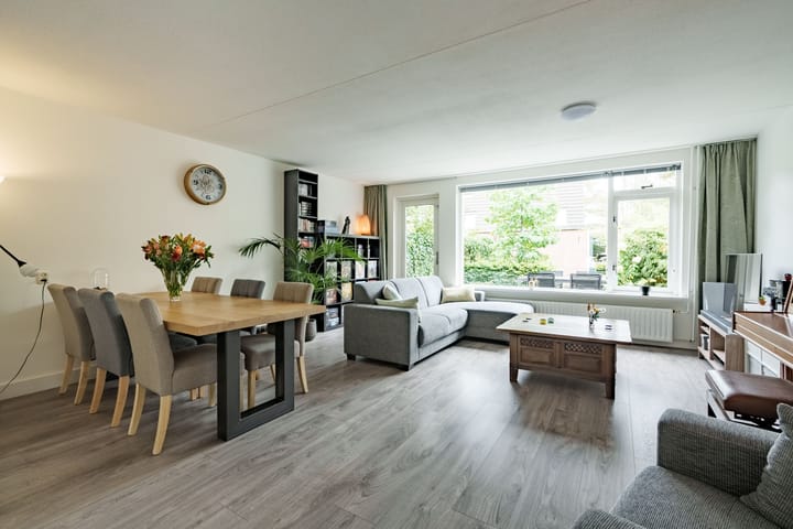 Foto 3 van Crosestein 2057