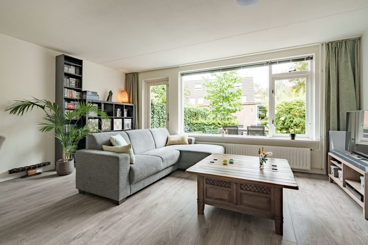 Foto 5 van Crosestein 2057