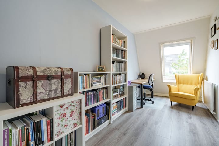 Foto 15 van Crosestein 2057