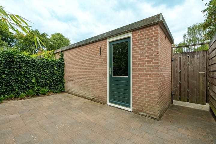 Foto 20 van Crosestein 2057