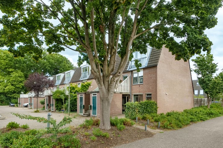 Foto 24 van Crosestein 2057