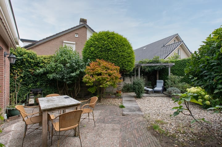 Foto 68 van Kerkstraat 12