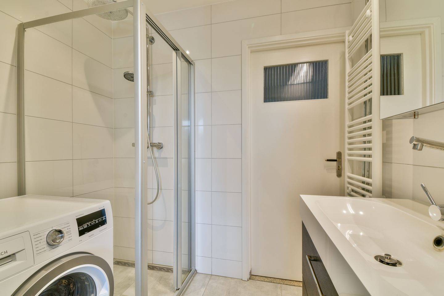 Foto 25 van van Leeuwenstraat 46