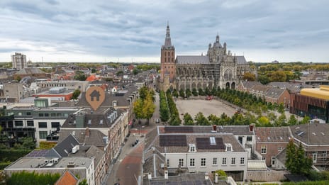 Parade 13-C secondary image