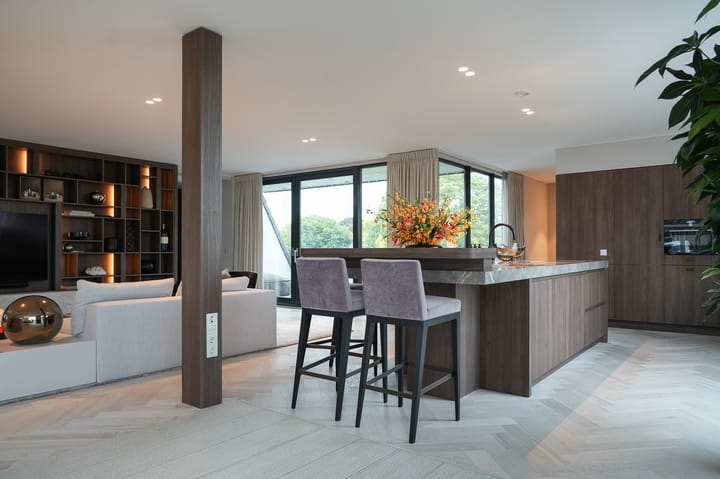 Foto 14 van Parade 13-C