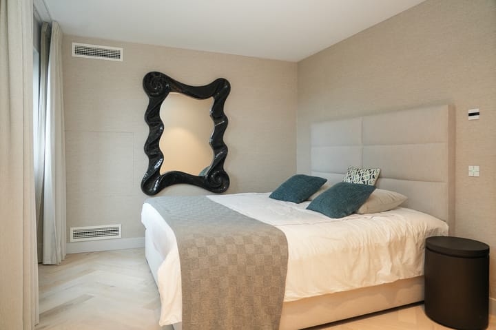 Foto 33 van Parade 13-C