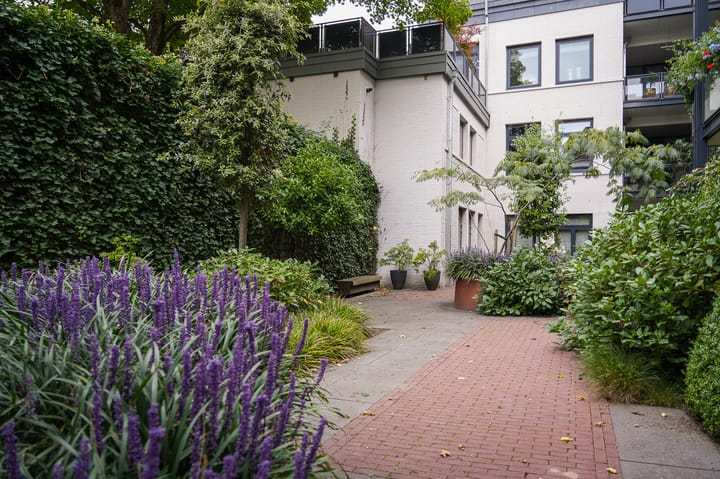 Foto 38 van Parade 13-C