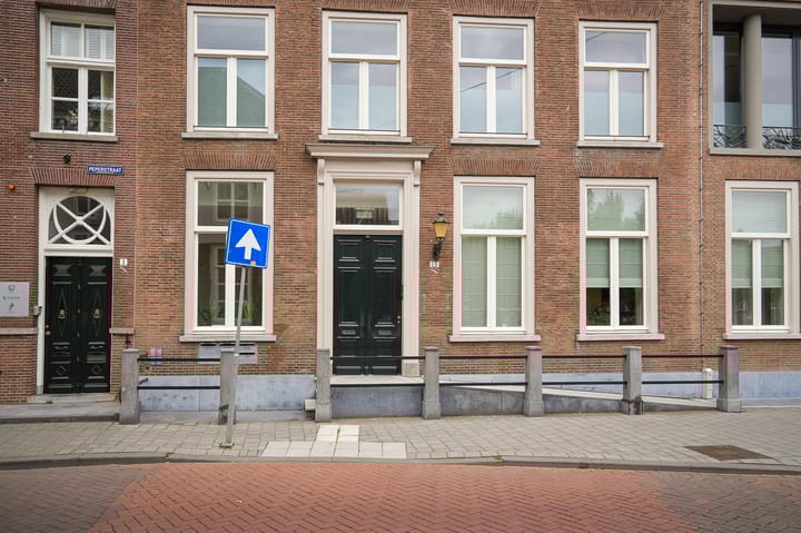 Foto 41 van Parade 13-C