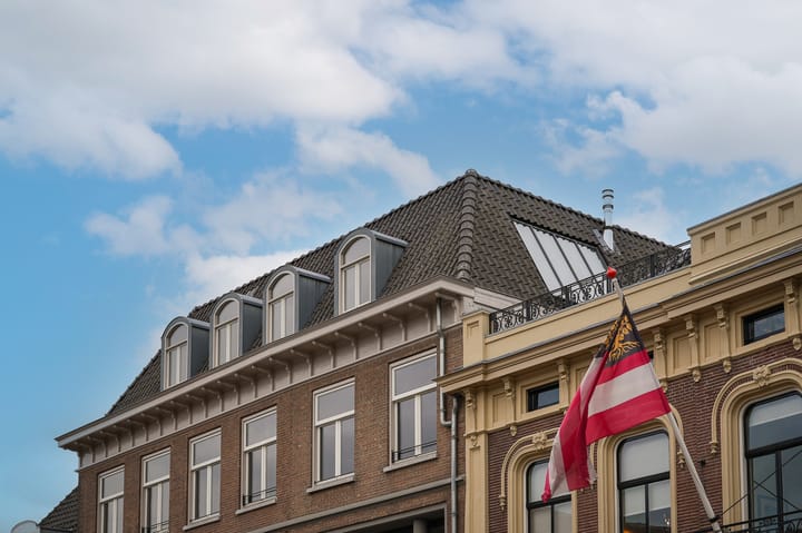 Foto 44 van Parade 13-C