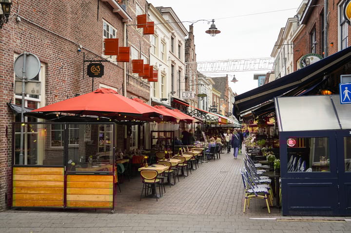 Foto 46 van Parade 13-C